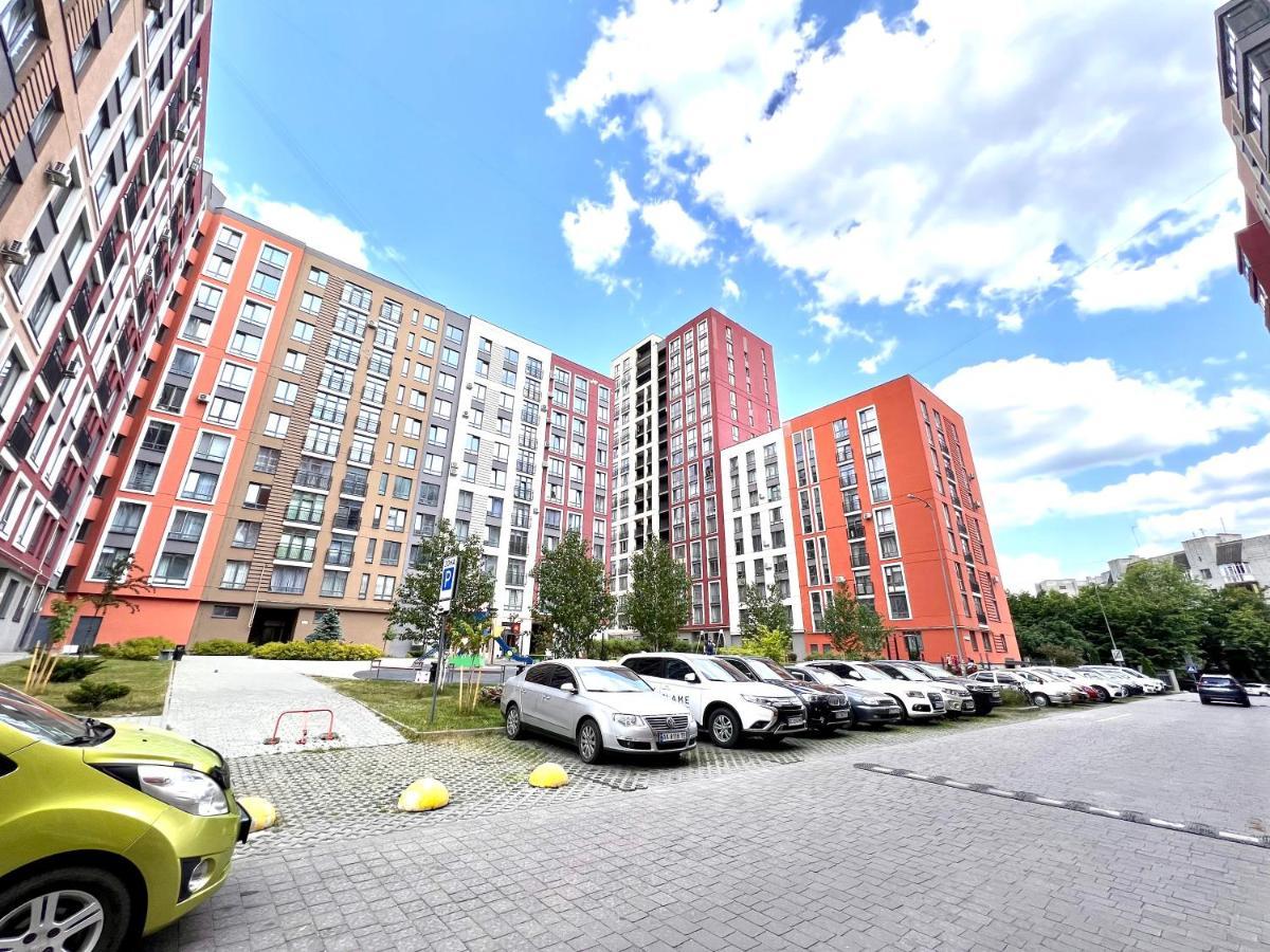 Osapart Cozy Apartment In A Complex Semycvit Lviv Exterior foto